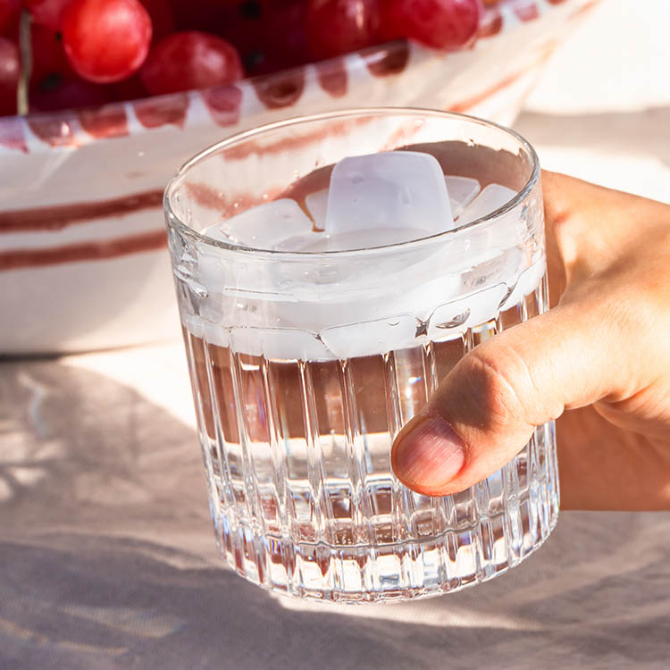 Spillskydd för glaset, Drinkis